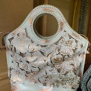 Elegant Floral Cutout Handbag - Cream and Brown